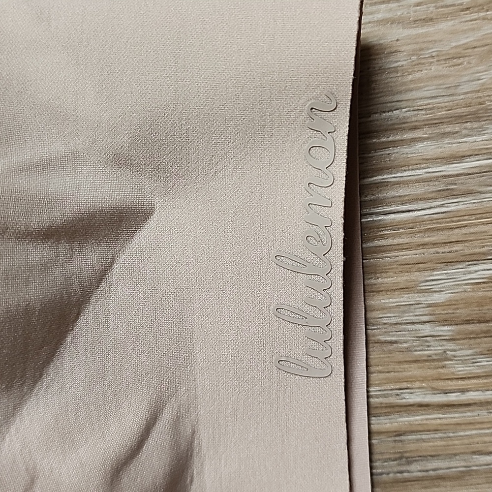 LULULEMON WIRELESS BRA - Picture 5 of 14